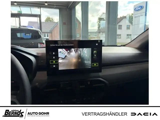 Dacia Sandero view 13