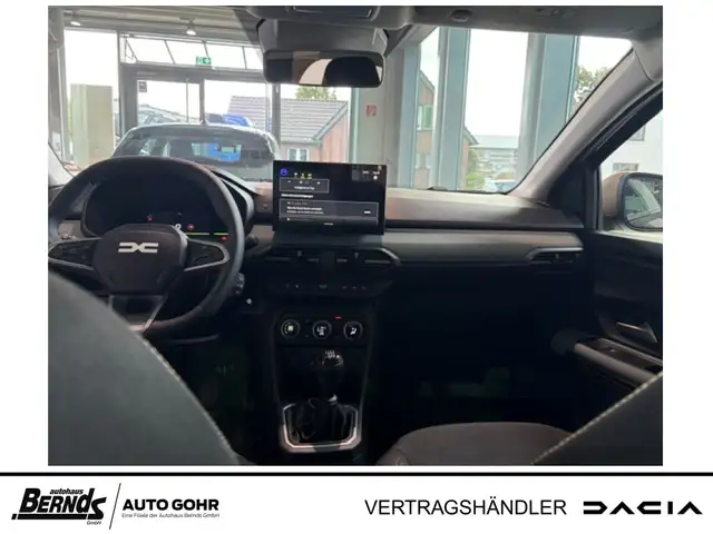Dacia Sandero view 8