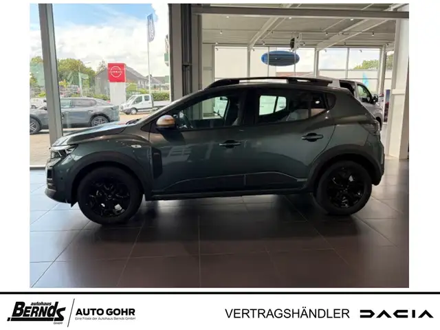 Dacia Sandero view 3