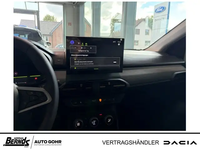 Dacia Sandero view 15