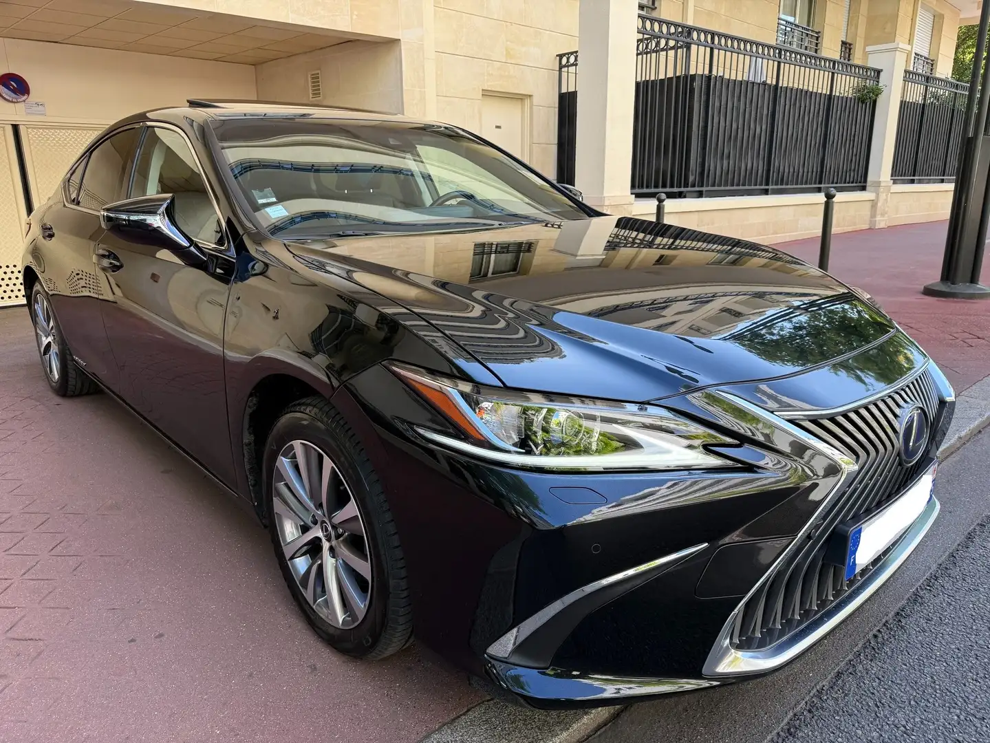Lexus ES 300 300H BUSINESS MY21 Noir - 2