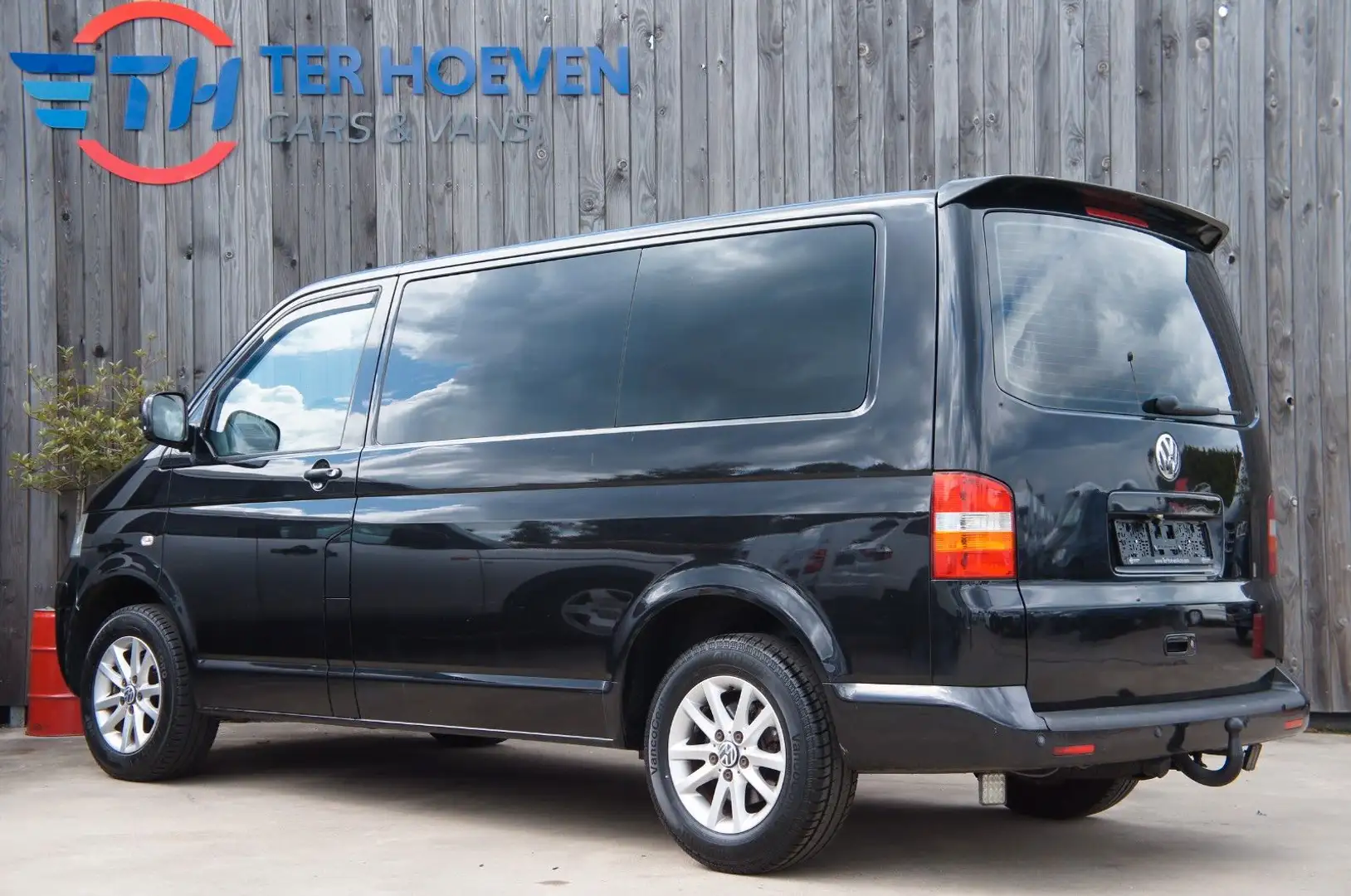 Volkswagen T5 Transporter 2.5 TDi L1H1 Automatik Klima 96KW Noir - 2