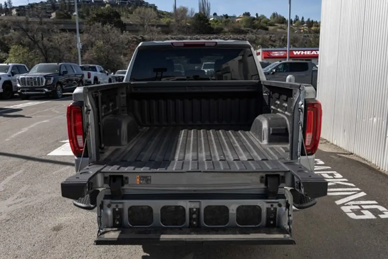 GMC Sierra 1500 снимка GMC Sierra 1500