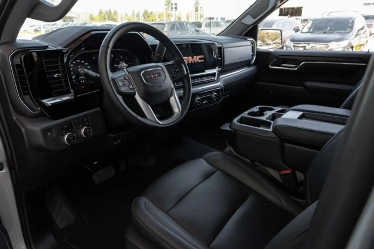 GMC Sierra 1500 снимка GMC Sierra 1500