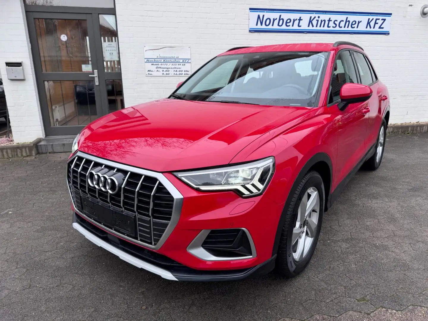 Audi Q3 35 TFSI advanced AHK / Standheizung / LED Rojo - 1
