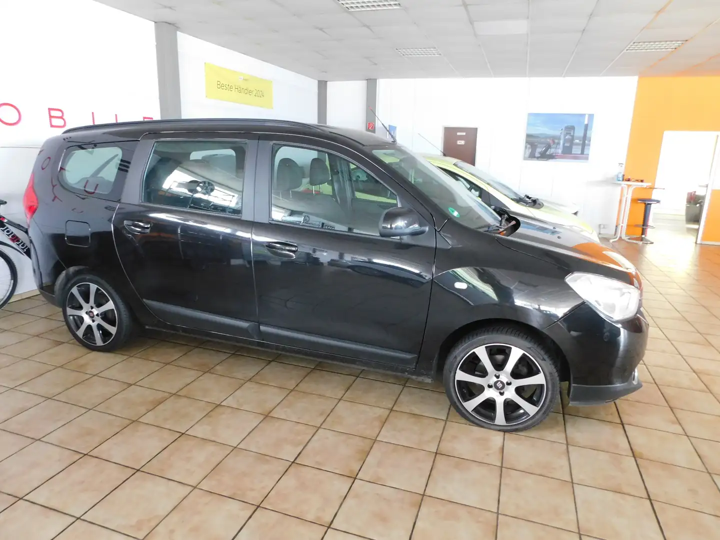 Dacia Lodgy TCe 115 Prestige Schwarz - 2