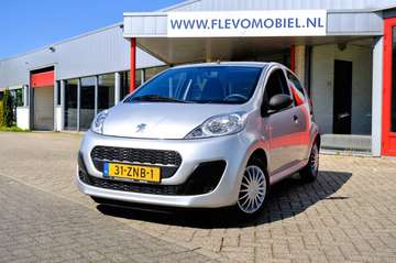 1.0 Access Accent 5-drs *42.418km!* Airco