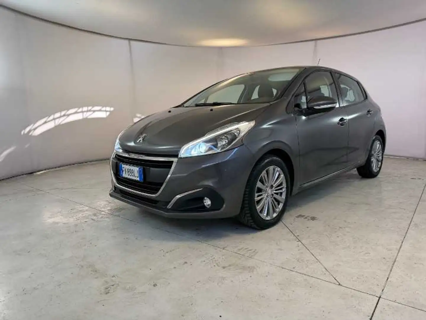 Peugeot 208 5 Porte 1.5 BlueHDi Allure Gris - 1