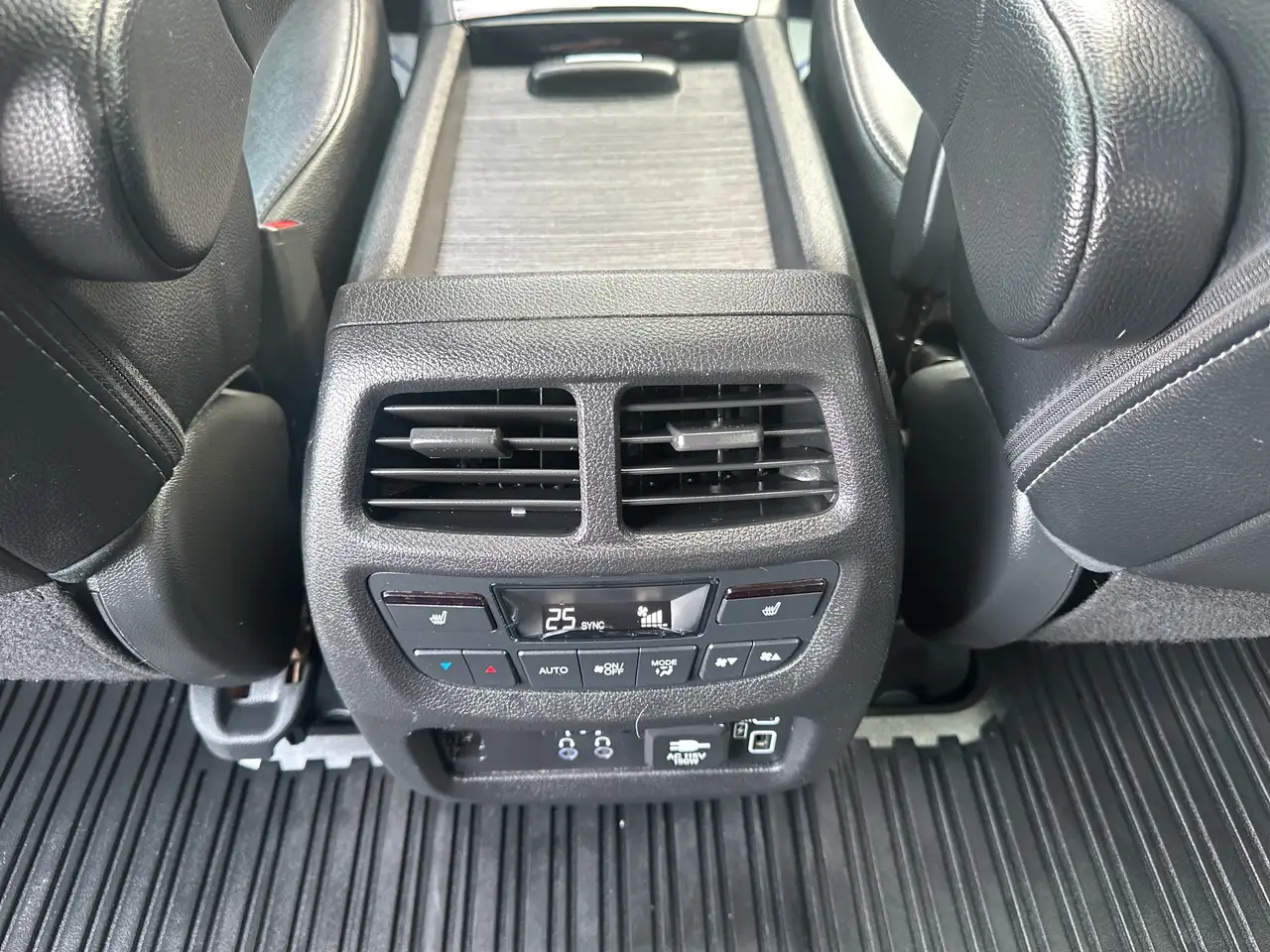 Honda Pilot снимка Honda Pilot