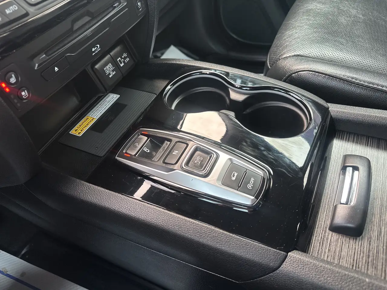 Honda Pilot снимка Honda Pilot