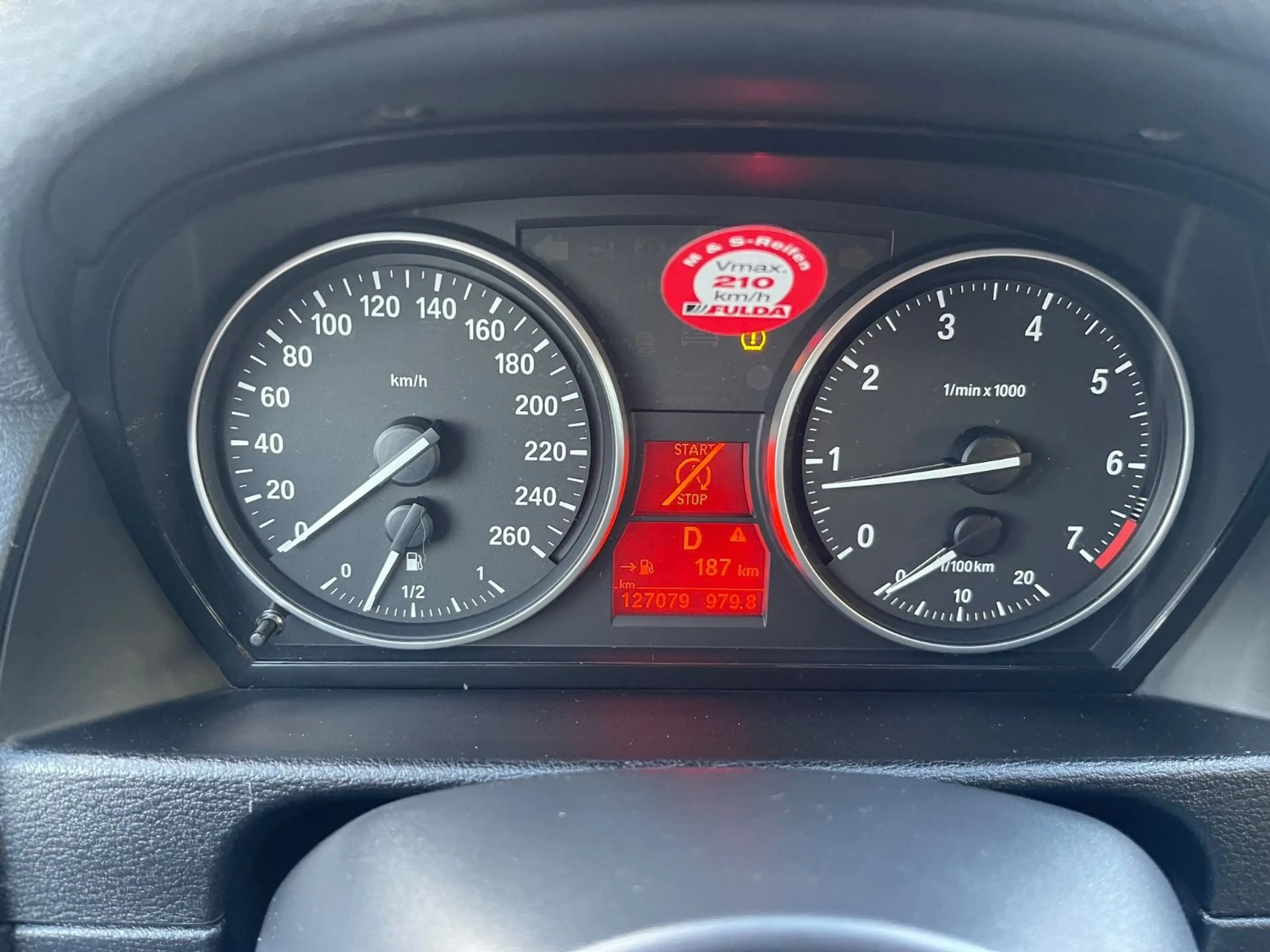 BMW X1 sDrive 20 i — photo 13
