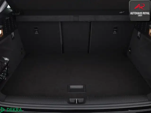 Audi Q2 view 13