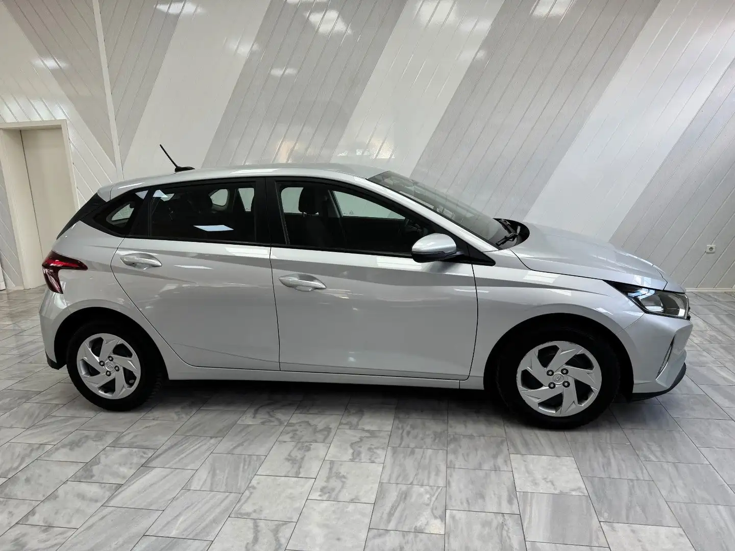 Hyundai i20 1.0 Select 5-türig Garantie Zilver - 1