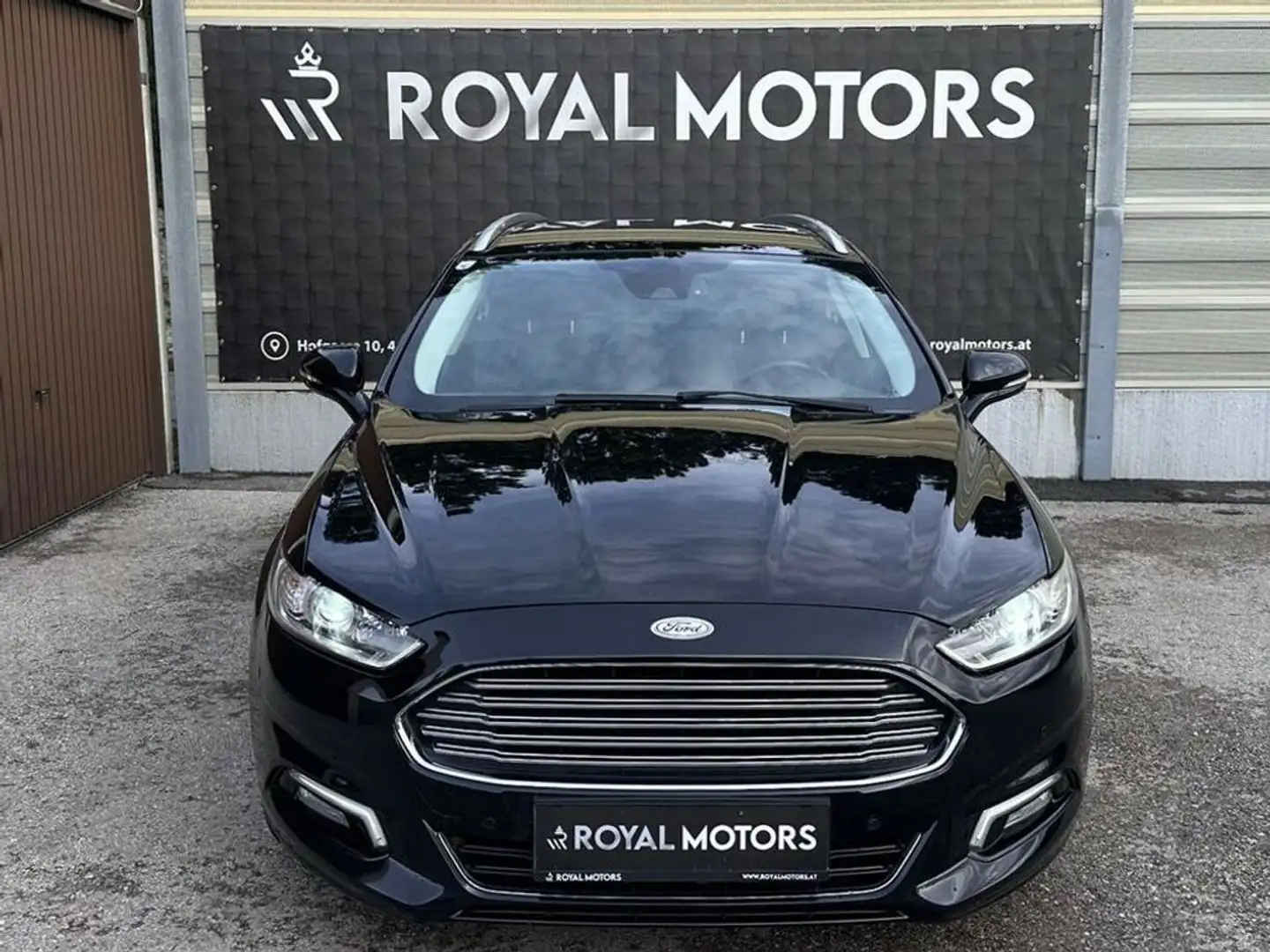 Ford Mondeo Titanium Schwarz - 2