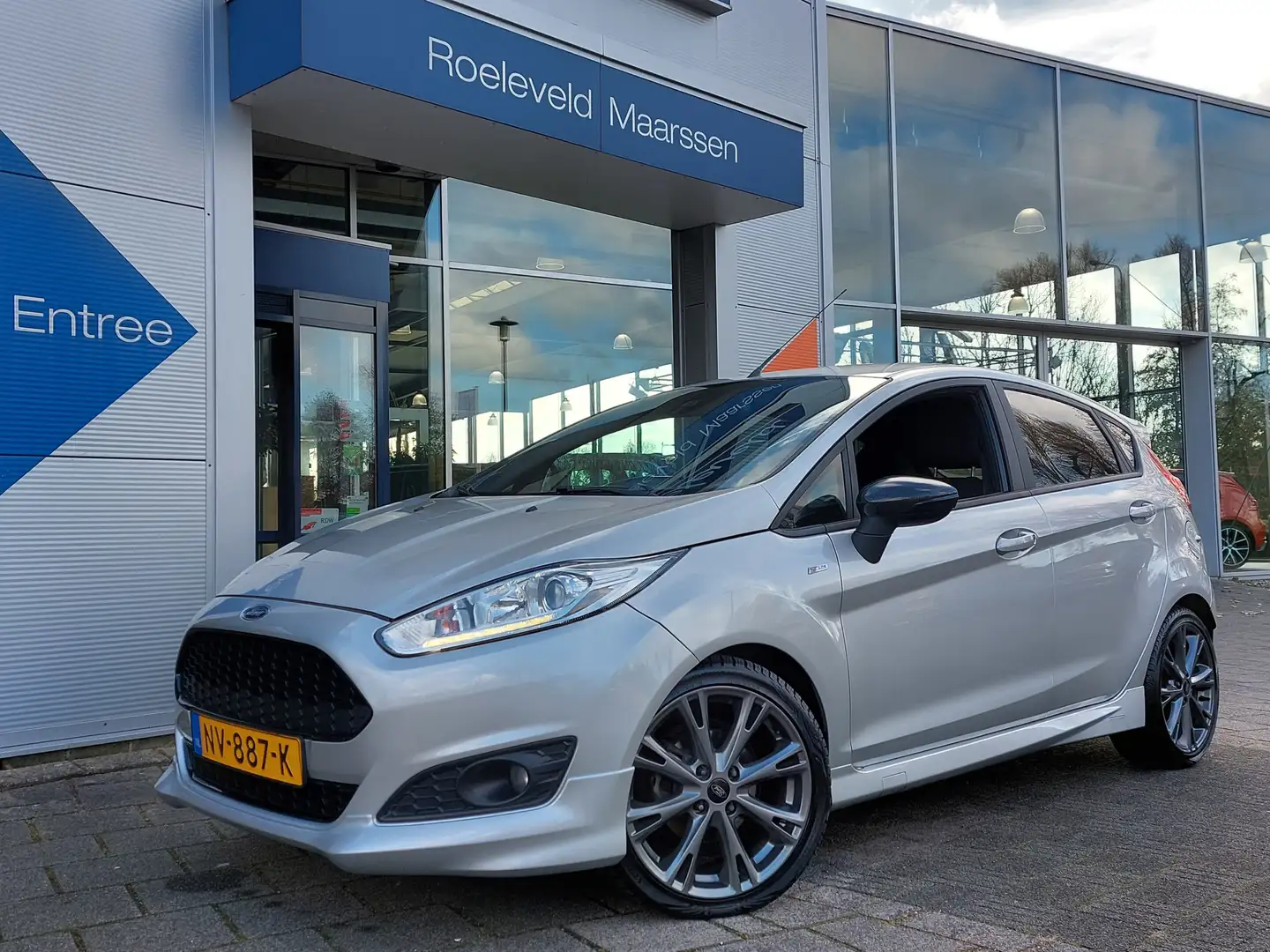 Ford Fiesta 1.0 EcoBoost 101pk ST-Line 5-Deurs | Origineel NL Gris - 1