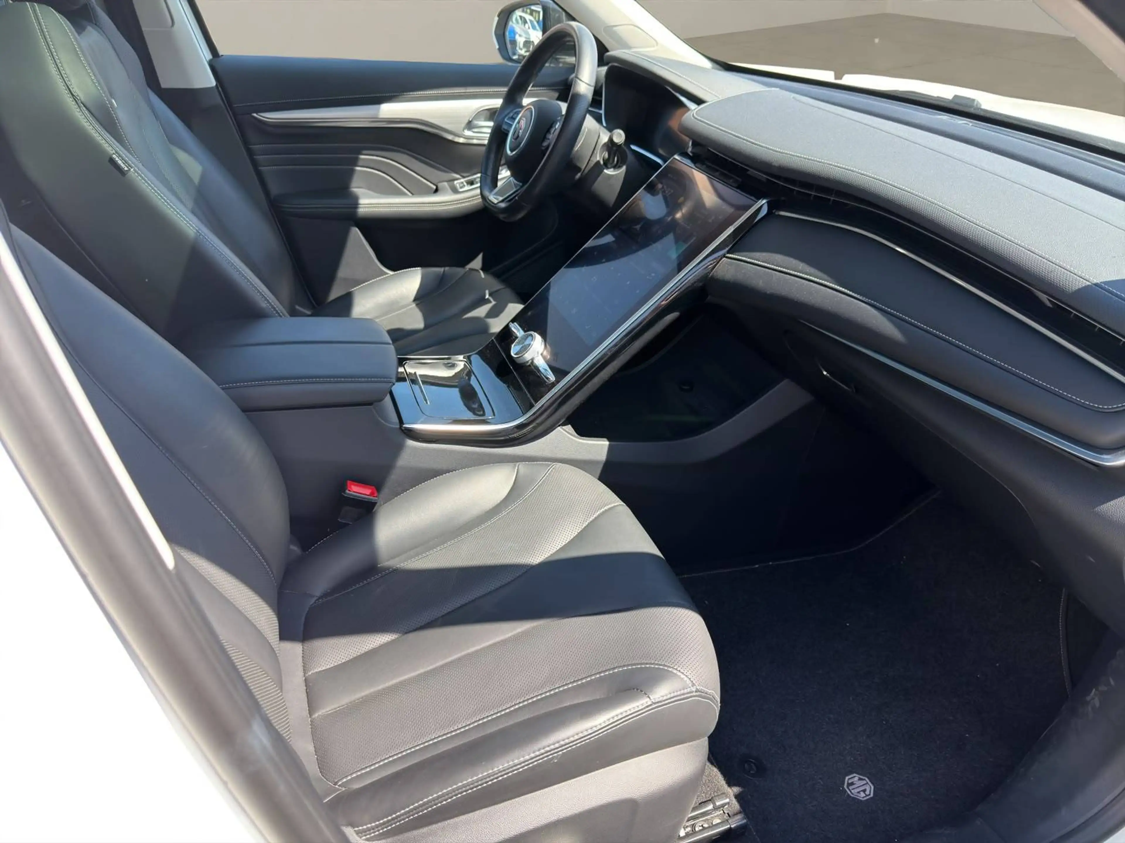 MG Marvel R Luxury / Allwetterreifen / Sofort verfügbar! — photo 11