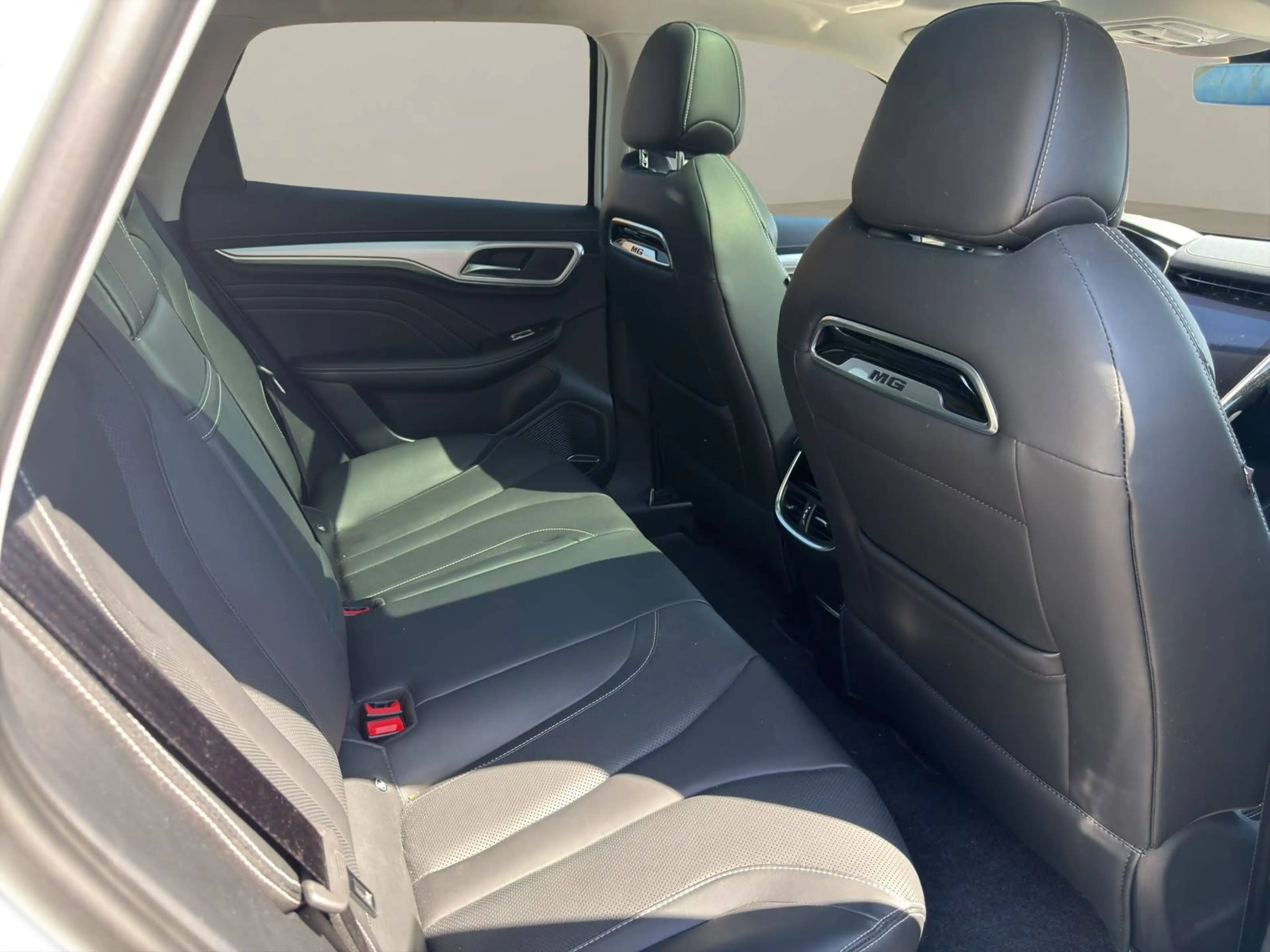 MG Marvel R Luxury / Allwetterreifen / Sofort verfügbar! — photo 14