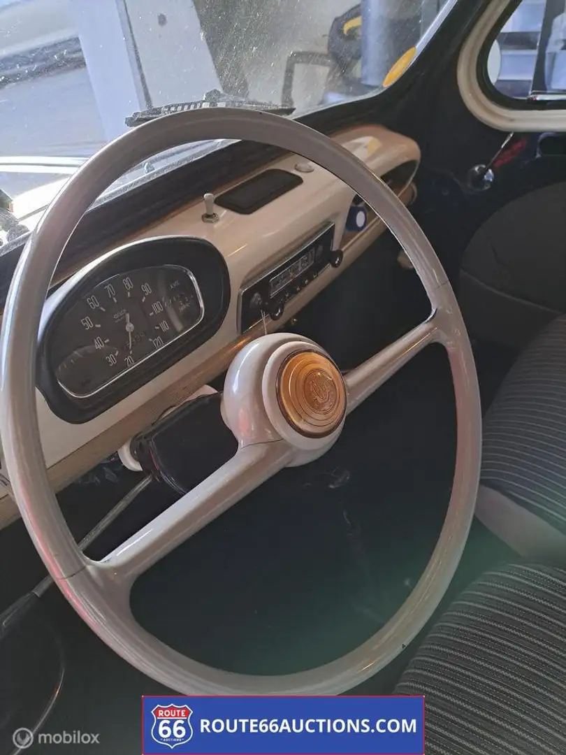 Renault 4Cv | 1957 | Route 66 Auctions Чорний - 2
