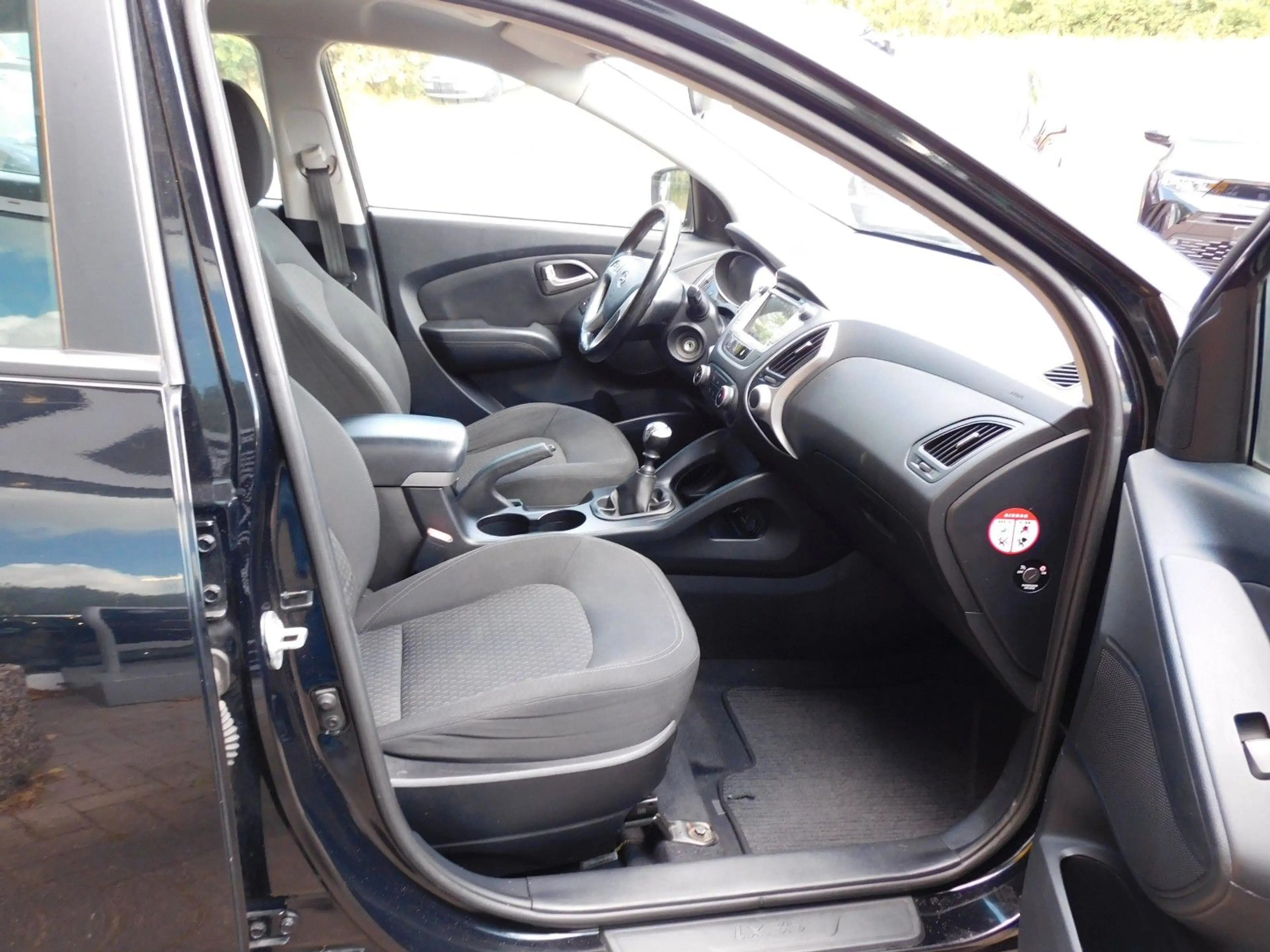 Hyundai iX35 5 Star Edition 2WD+AHK — photo 15