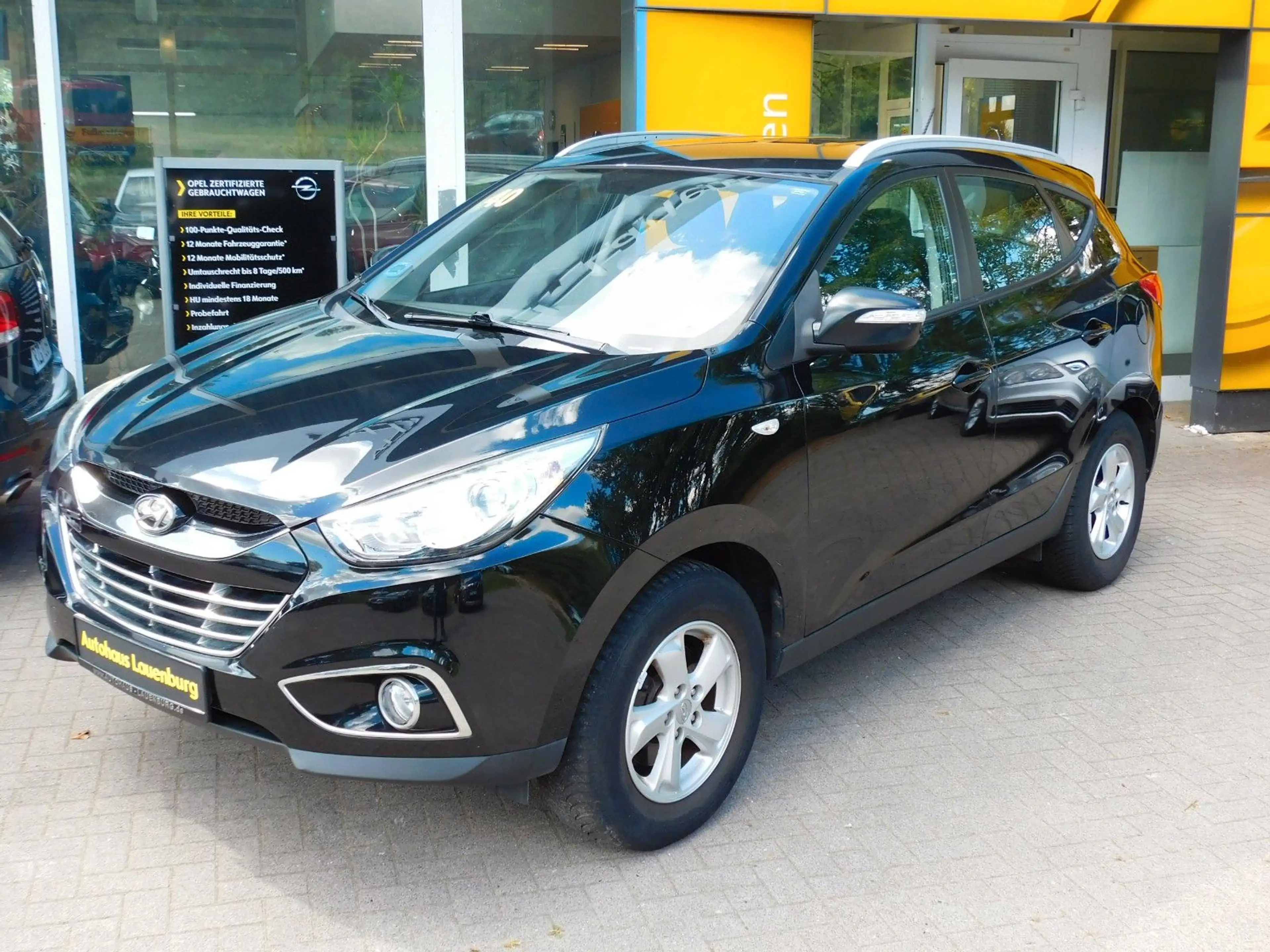 Hyundai iX35 5 Star Edition 2WD+AHK — photo 2