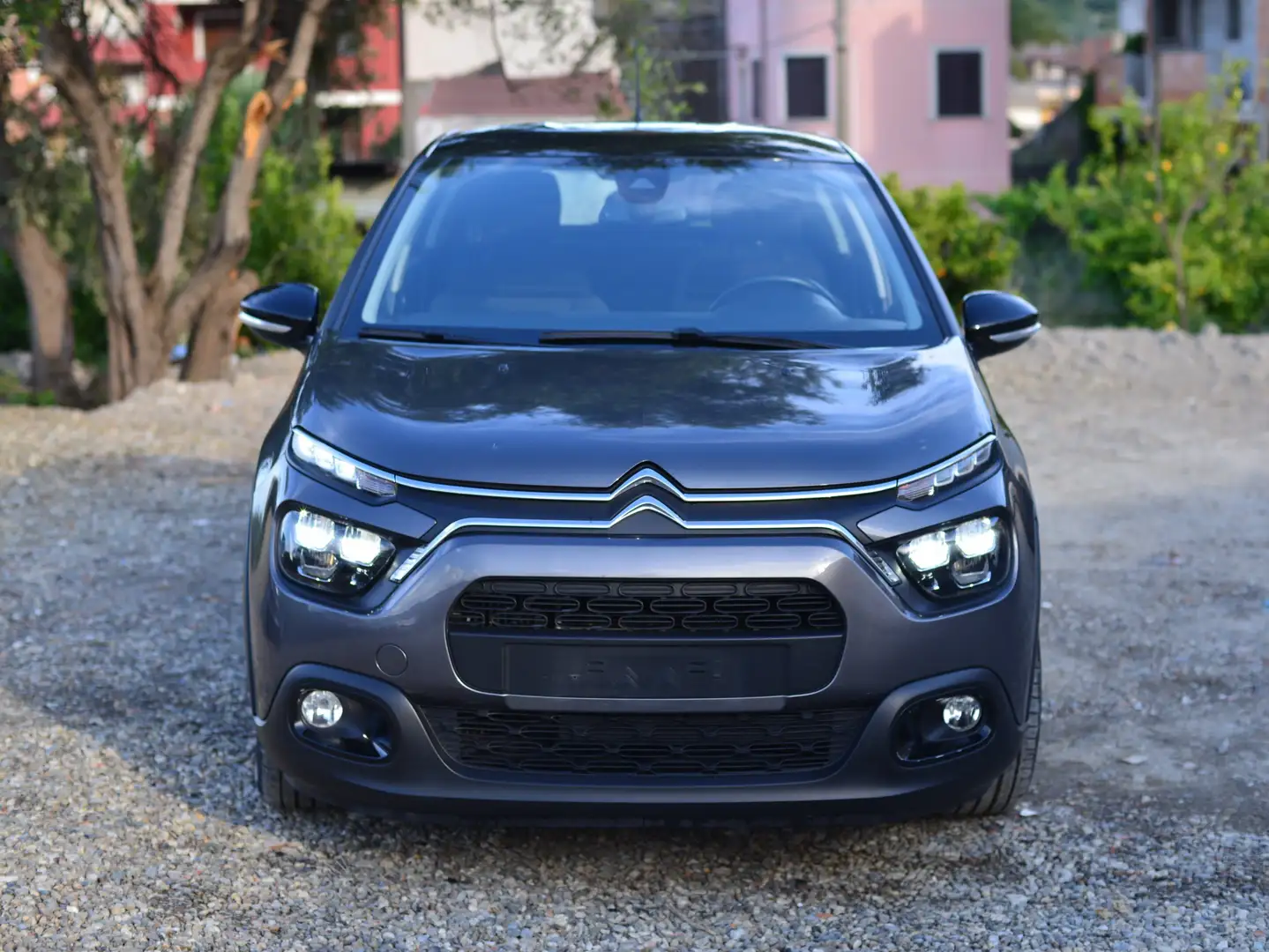 Citroen C3 1.5 bluehdi Shine s Grijs - 1