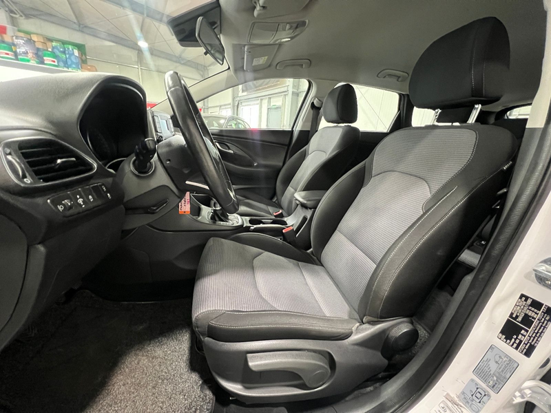 Hyundai i30 1.0 T-GDI cw **Klima*BT*Tempomat*PDC** — photo 12