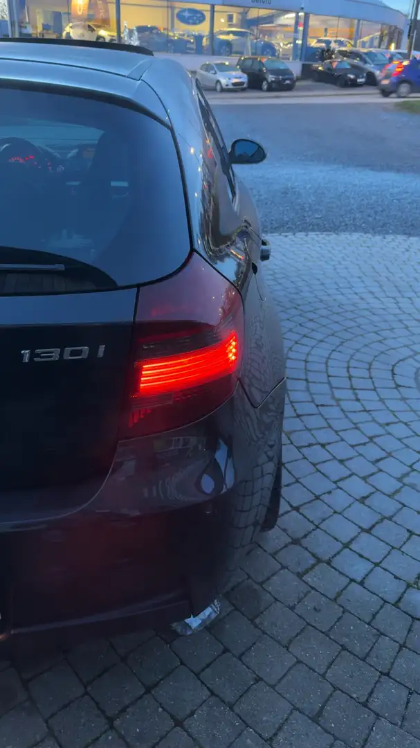 BMW 130 130i - 2