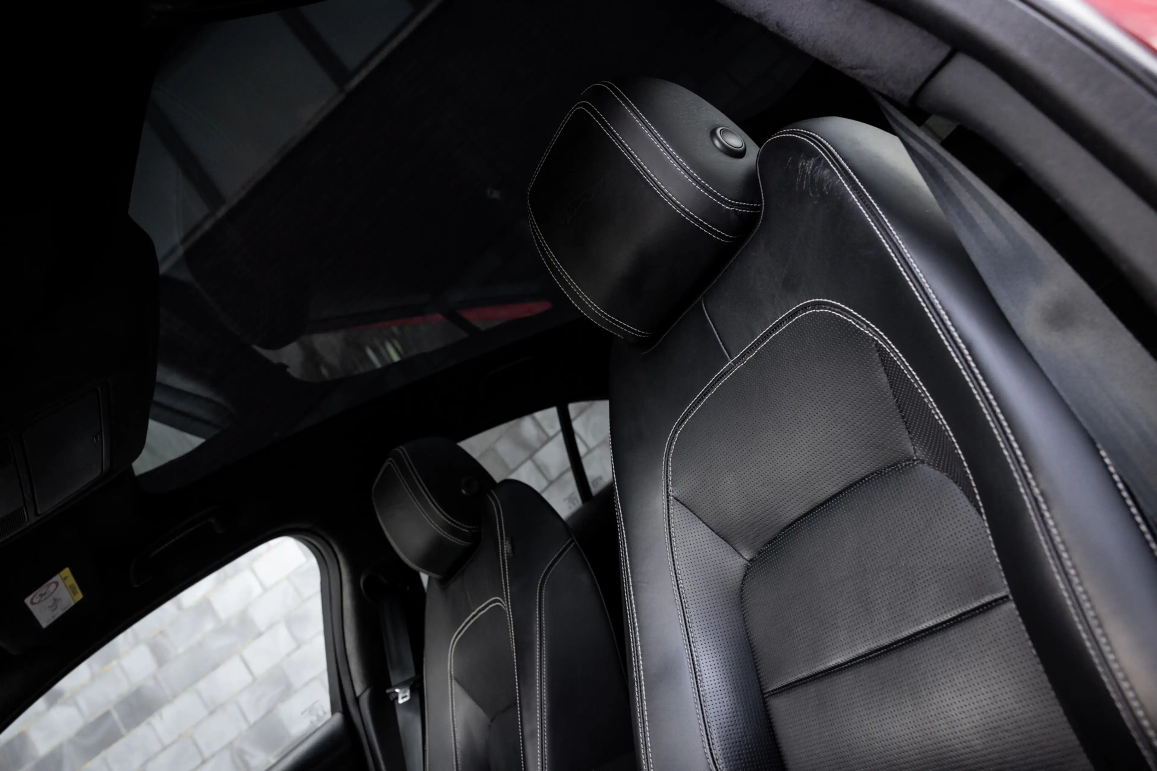 Jaguar I-Pace EV400 First Edition 90 kWh (400pk) Alcantara | LED — photo 11