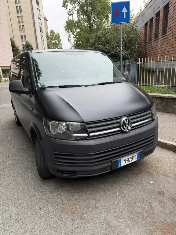 Volkswagen T6.1 Caravelle 2017 из Европы — купить под ключ