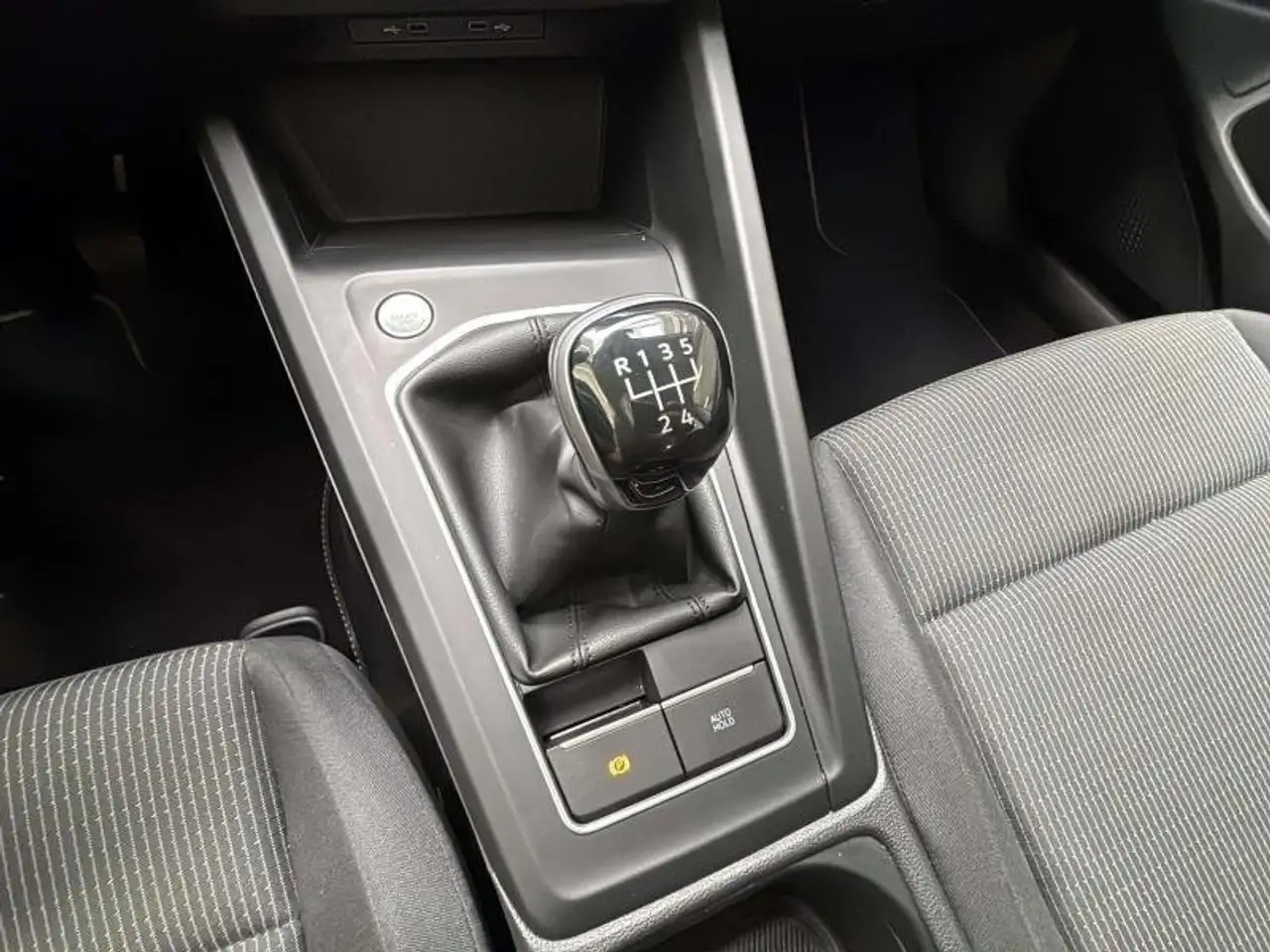 Volkswagen Golf Golf 1.0 TSI *Apple CarPlay*Sièges chauffants* 19