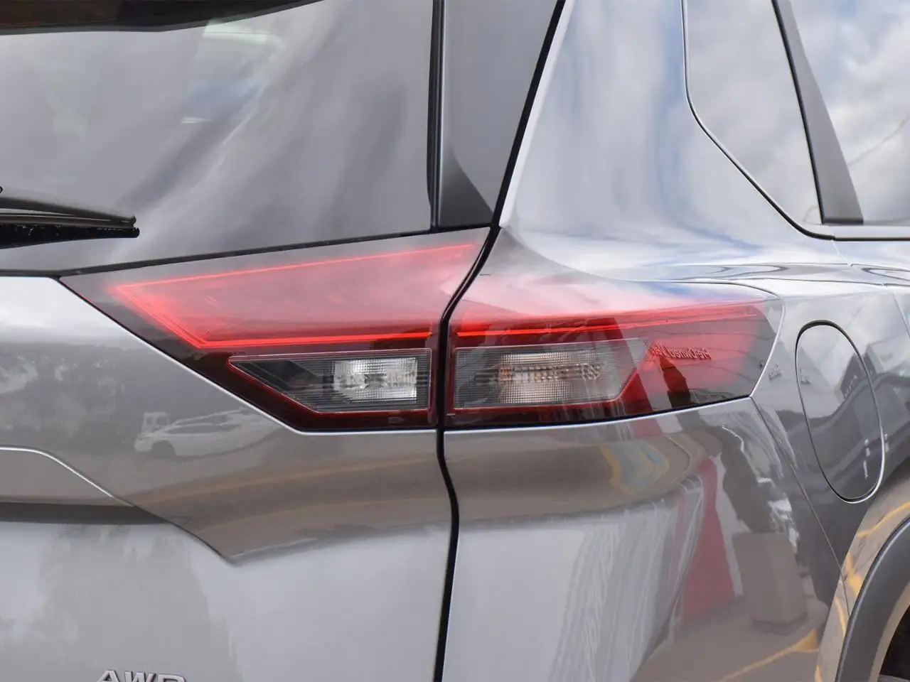 Nissan Rogue снимка Nissan Rogue