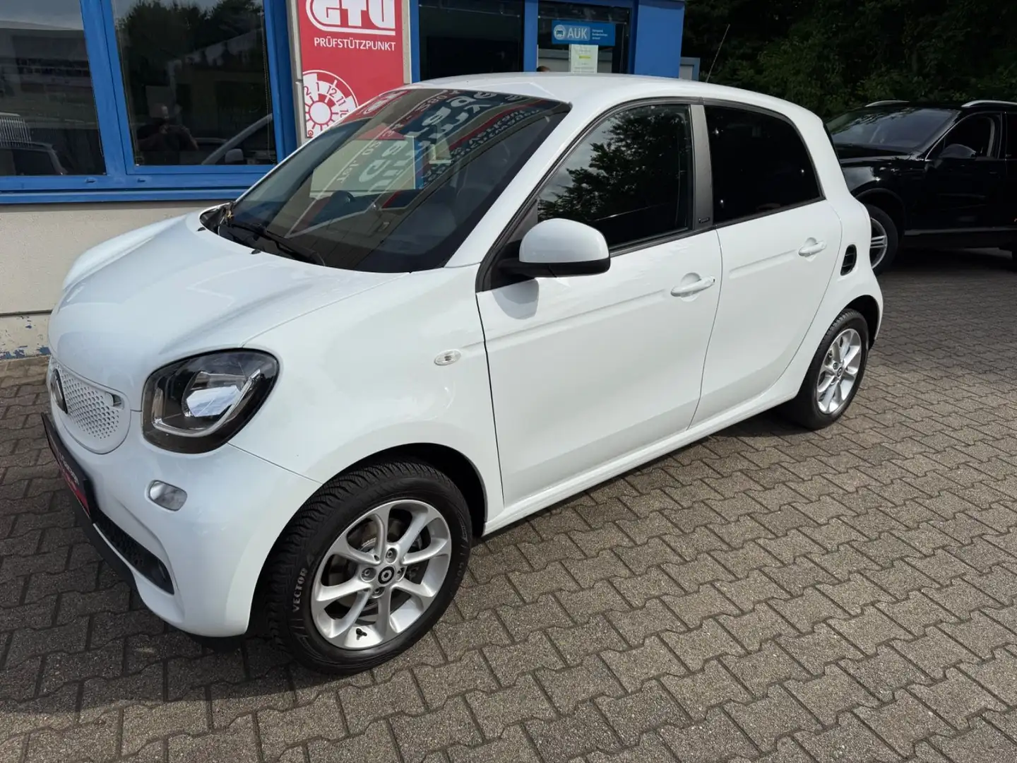 smart forFour forfour Basis 66kW Bianco - 1