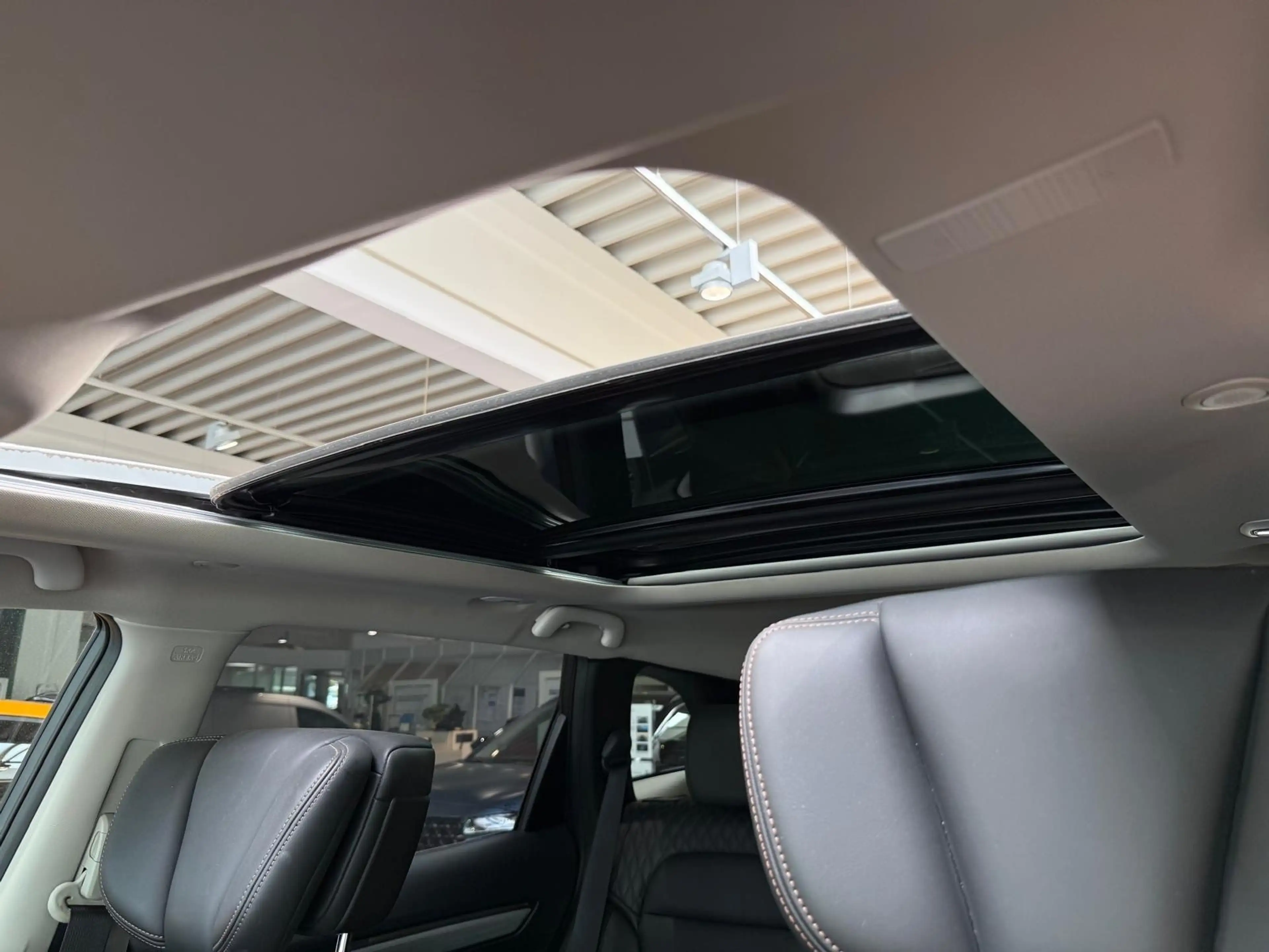 Renault Koleos INITIALE PARIS dCi 185 4WD X-tronic — photo 13