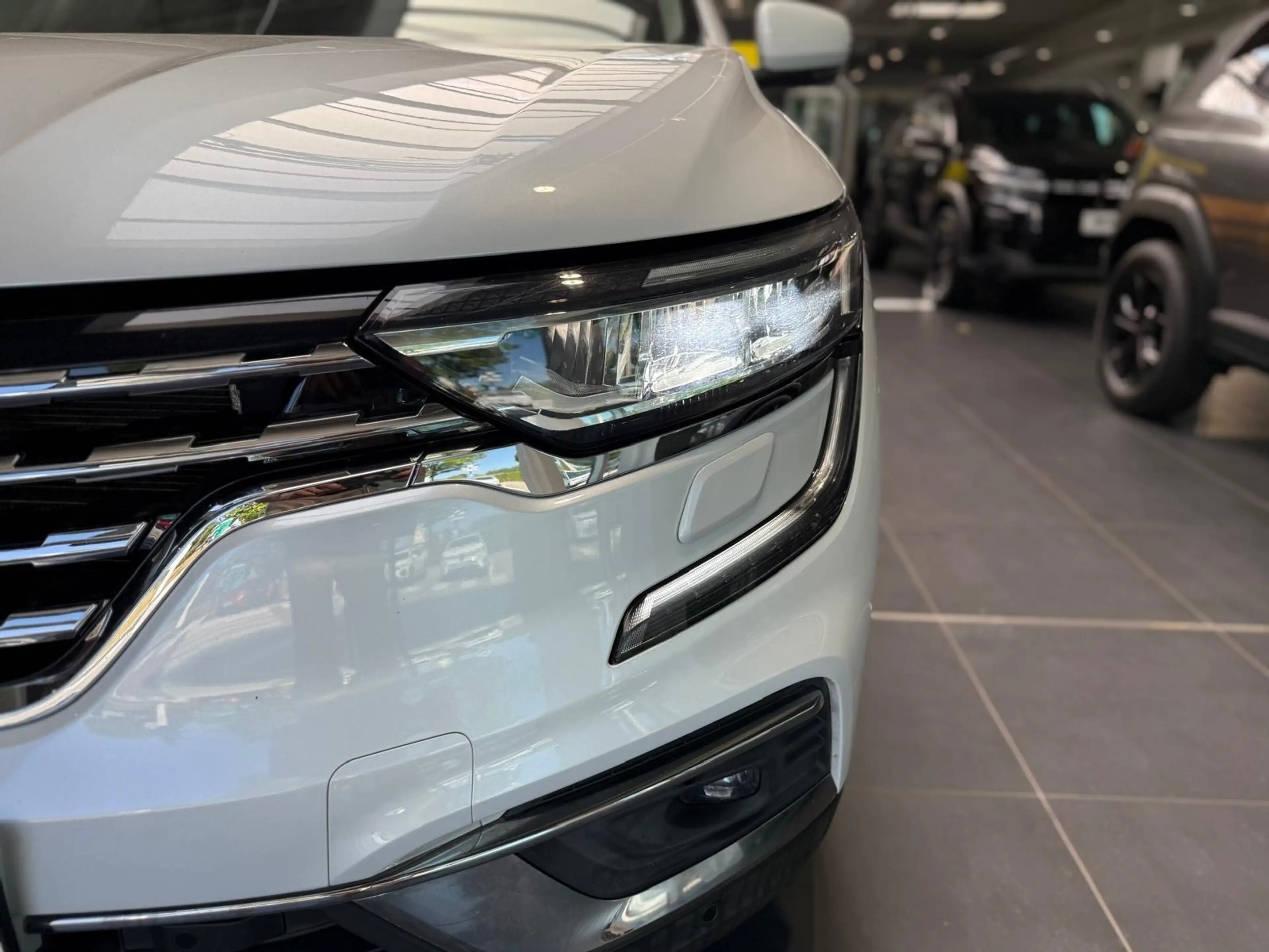 Renault Koleos INITIALE PARIS dCi 185 4WD X-tronic — photo 12