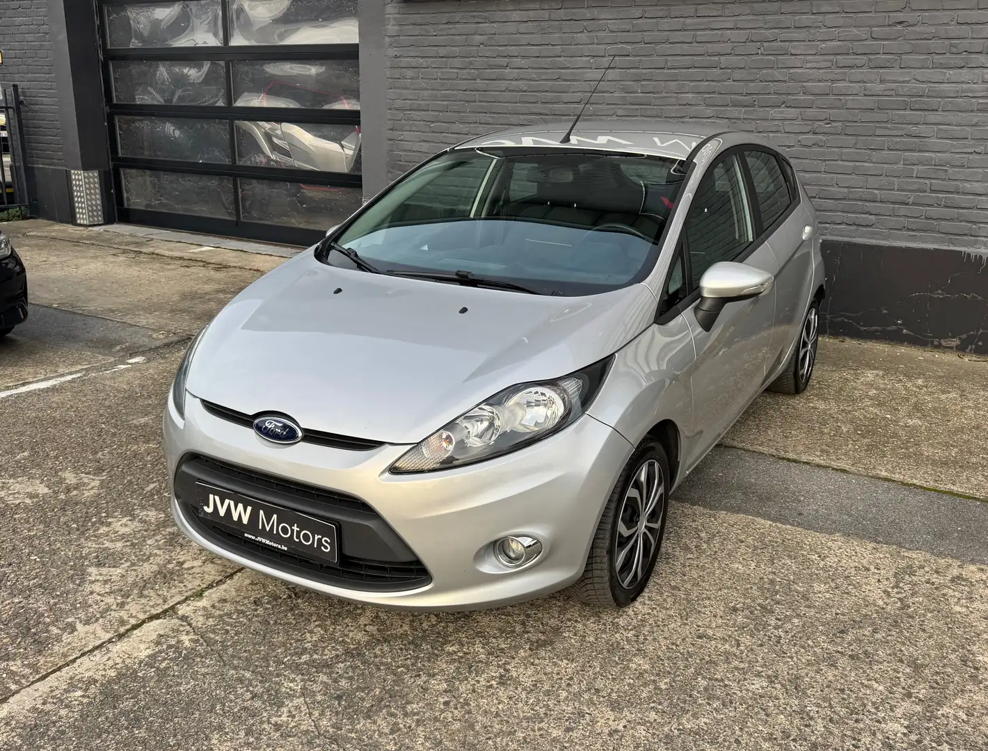 Ford Fiesta 1.25i * Airco * 61Dkm * Garantie Argent - 1