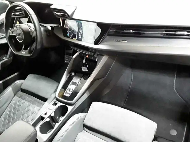Audi A3 view 9