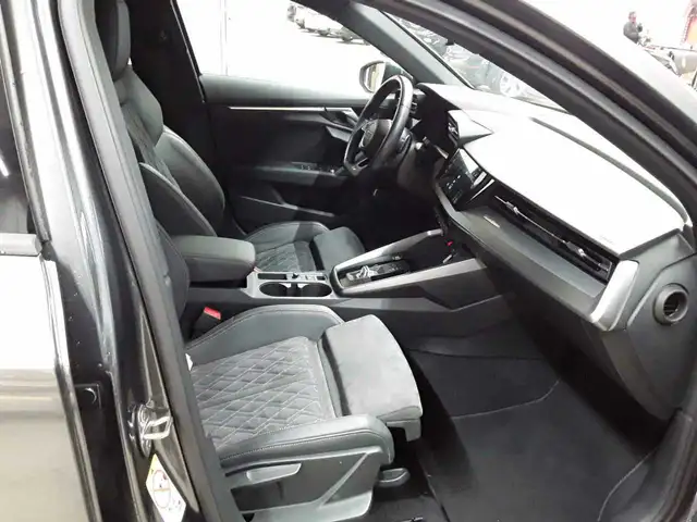 Audi A3 view 8
