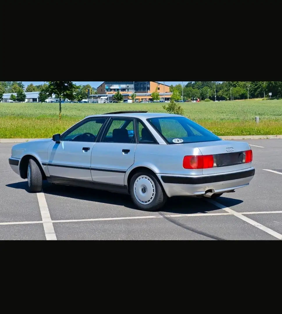 Audi 80 2.0 E - 2