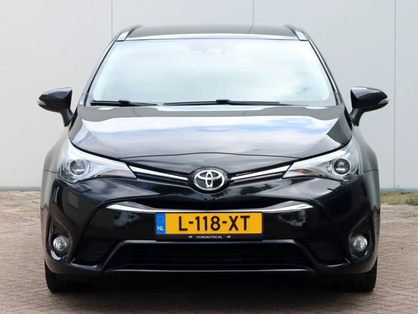 Toyota Avensis Touring Sports 1.8 VVT-i Lease Pro | Panoramadak | Noir - 2
