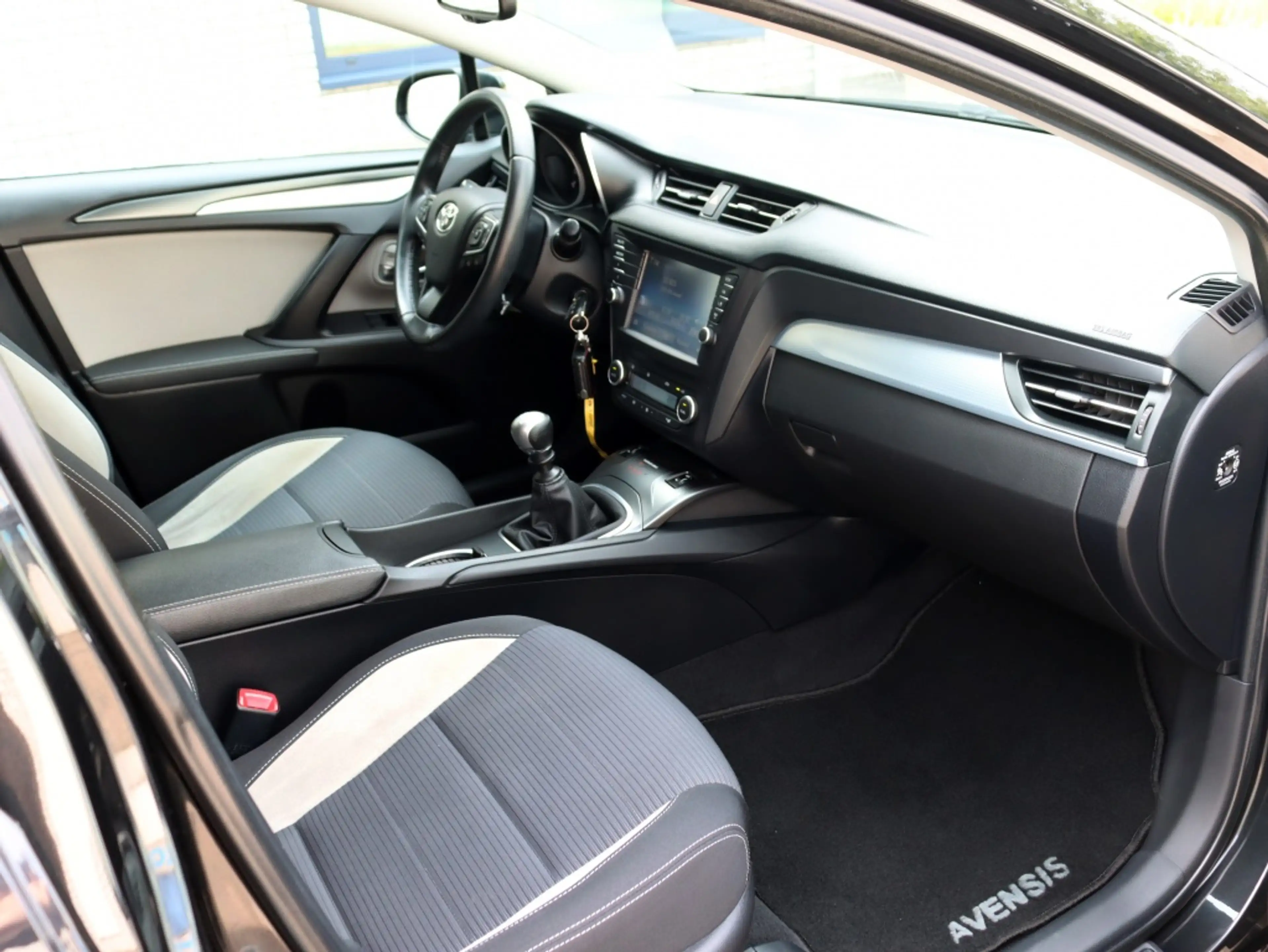 Toyota Avensis Touring Sports 1.8 VVT-i Lease Pro | Panoramadak | — photo 11