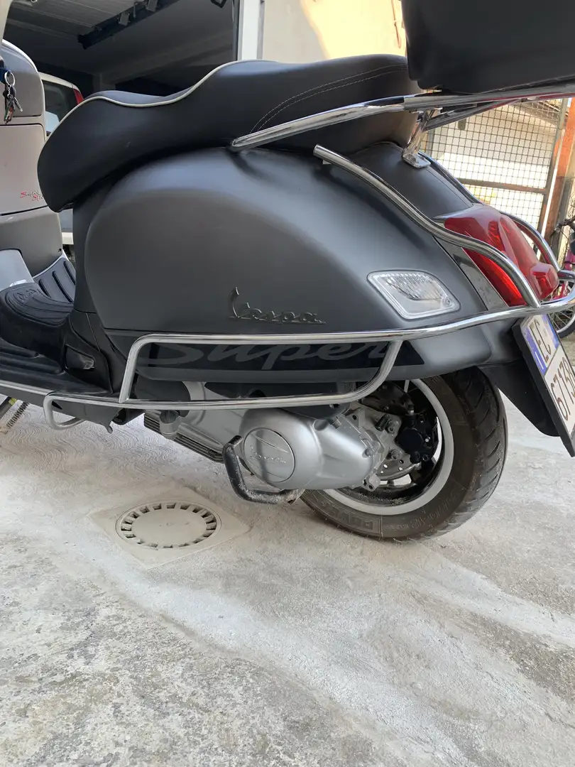 Vespa GTS Super 300 - 2