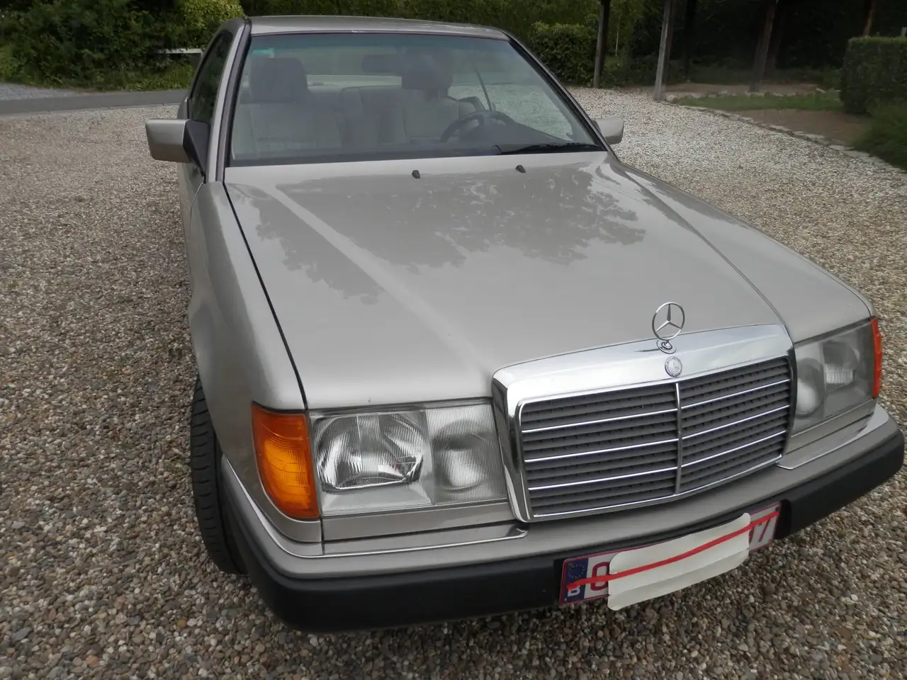 Mercedes-Benz 230 CE 230, foto 3