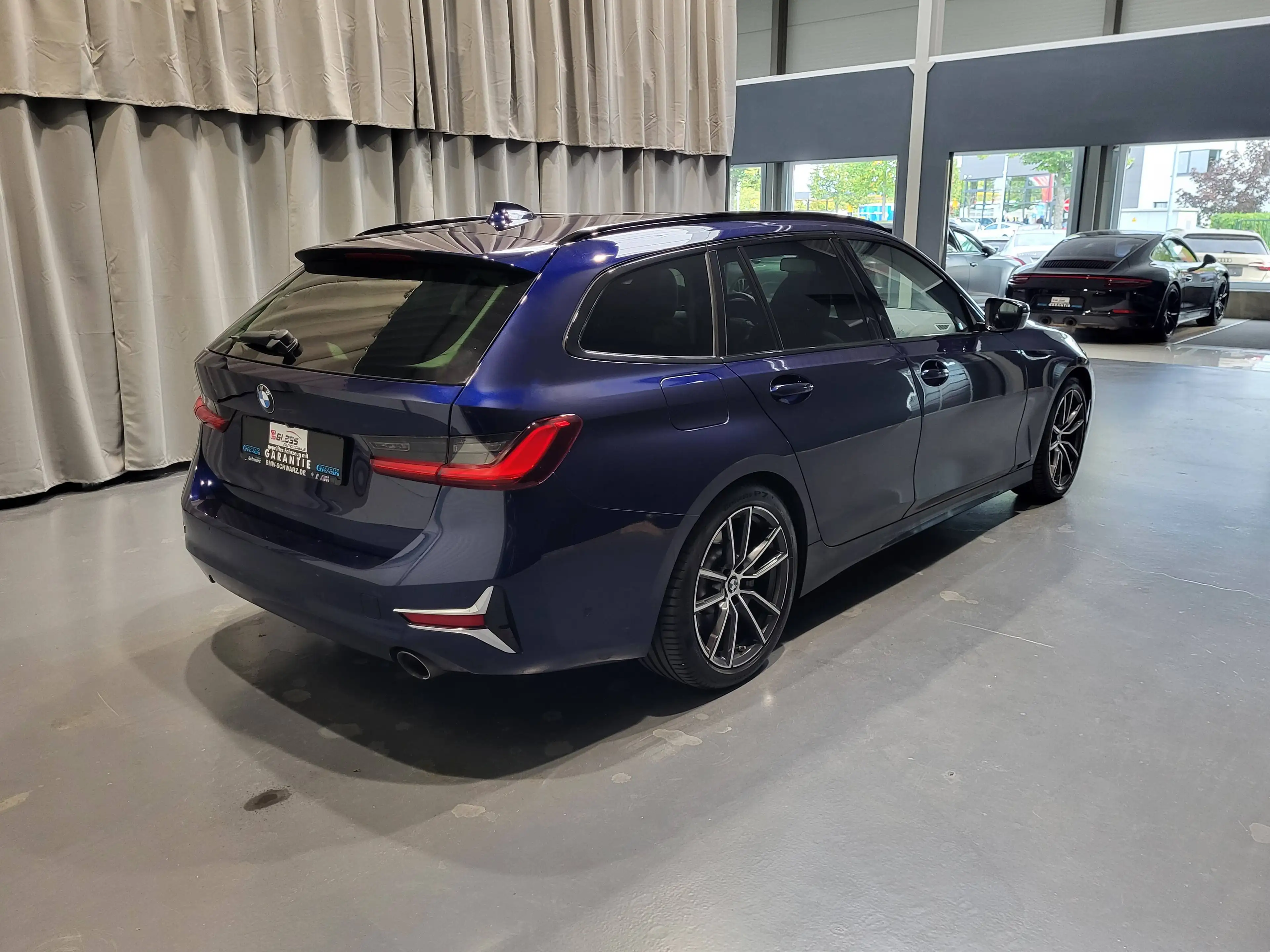 BMW 330 d Luxury Line *TOP Ausstattung* — photo 4