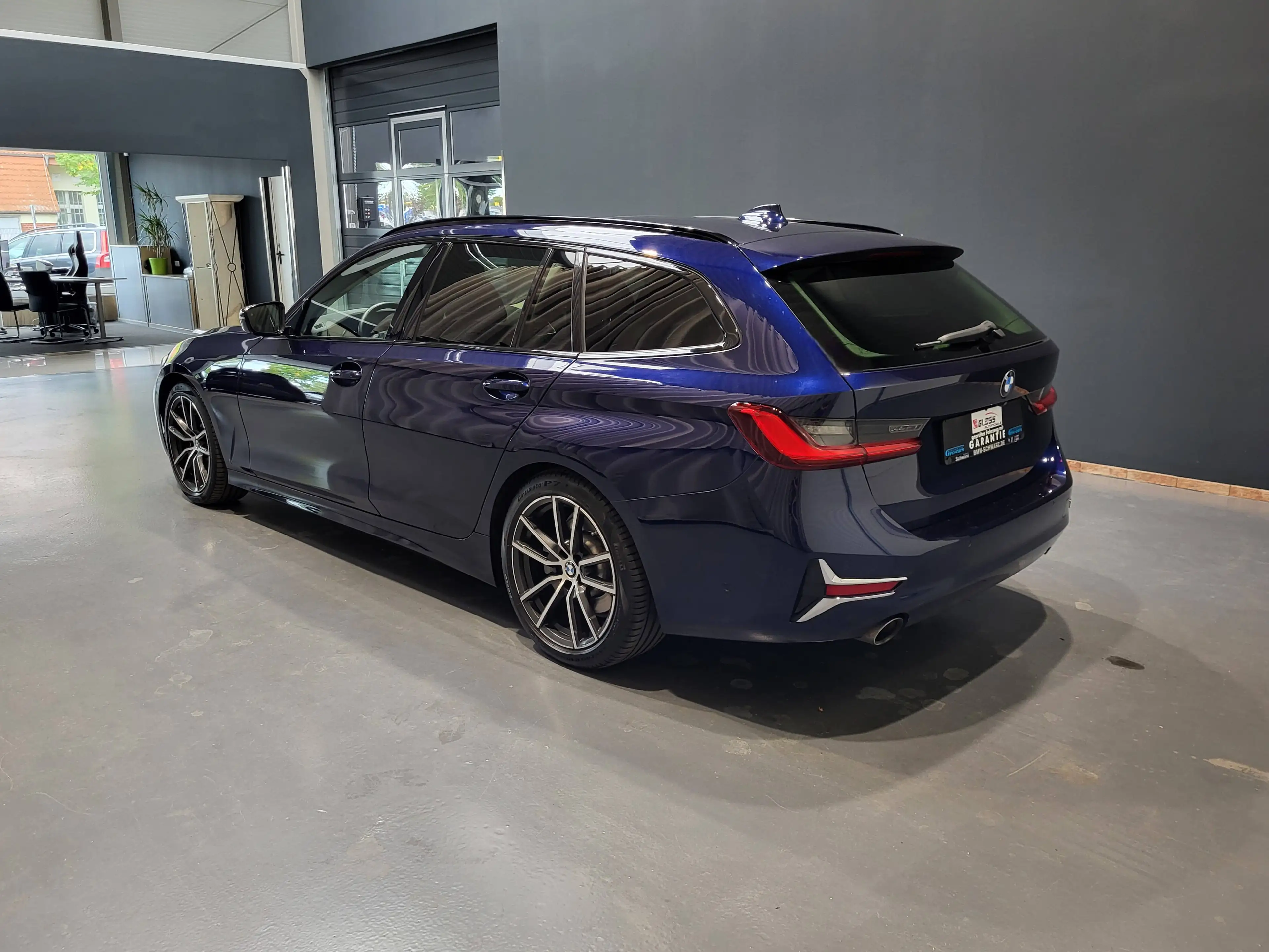 BMW 330 d Luxury Line *TOP Ausstattung* — photo 5