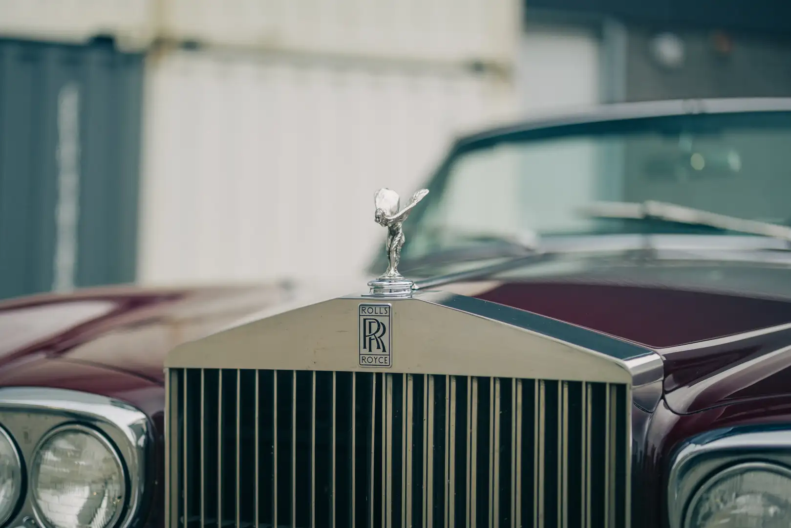 Rolls-Royce Corniche crvena - 2