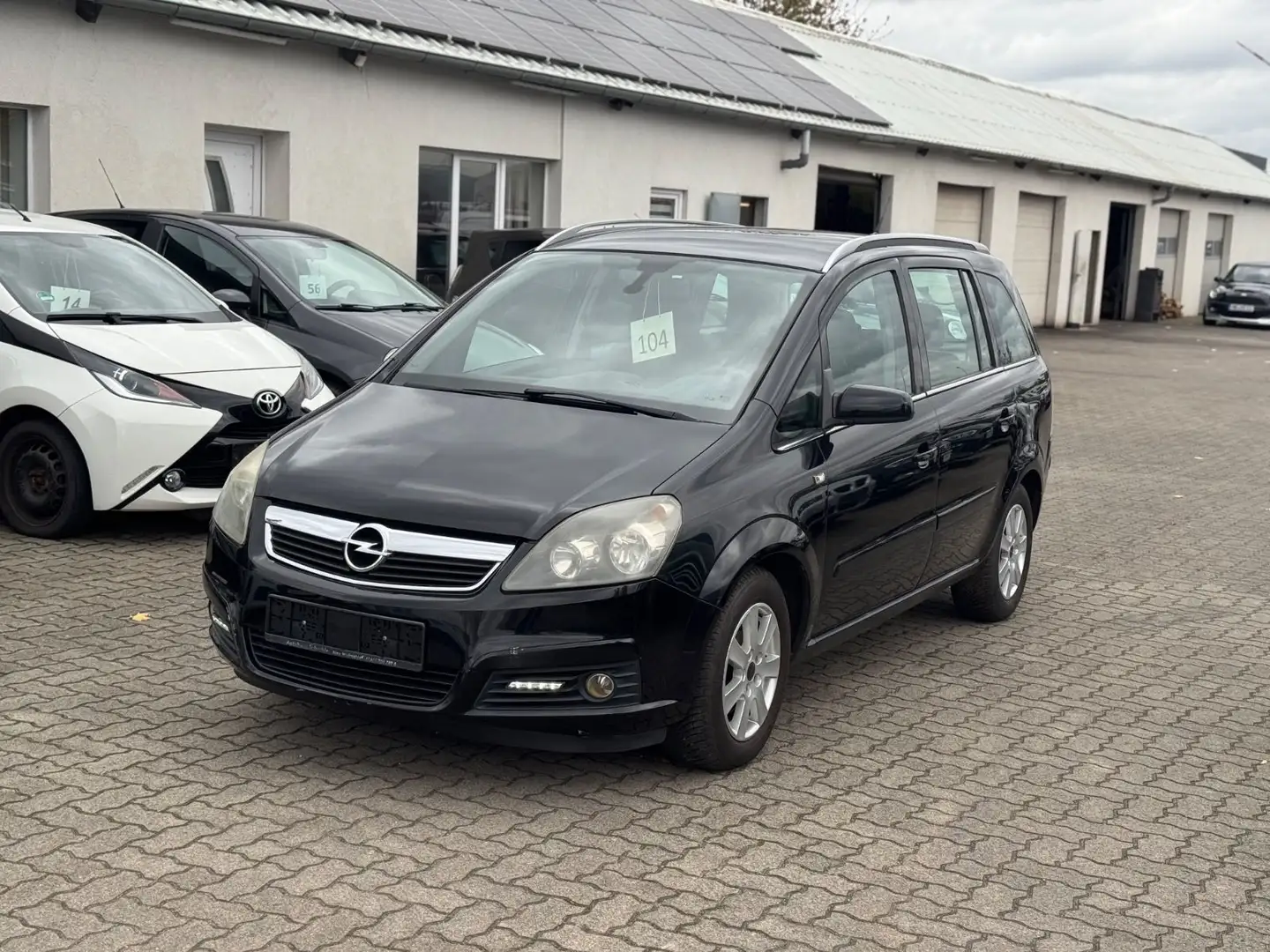 Opel Zafira B Edition Schwarz - 1