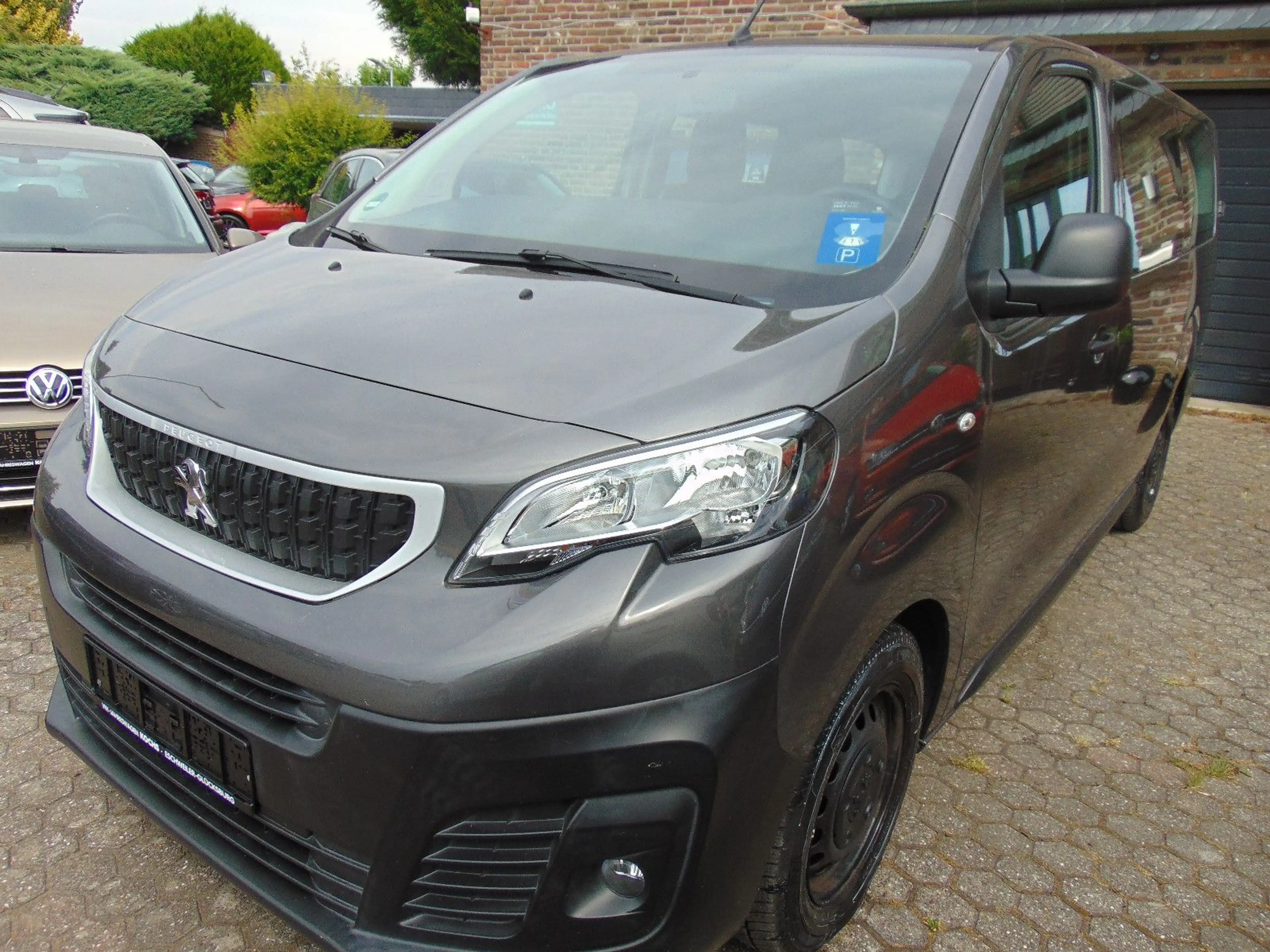 Peugeot Traveller BlueHDi 145 S&S L3 *Kamera*APP*AHK