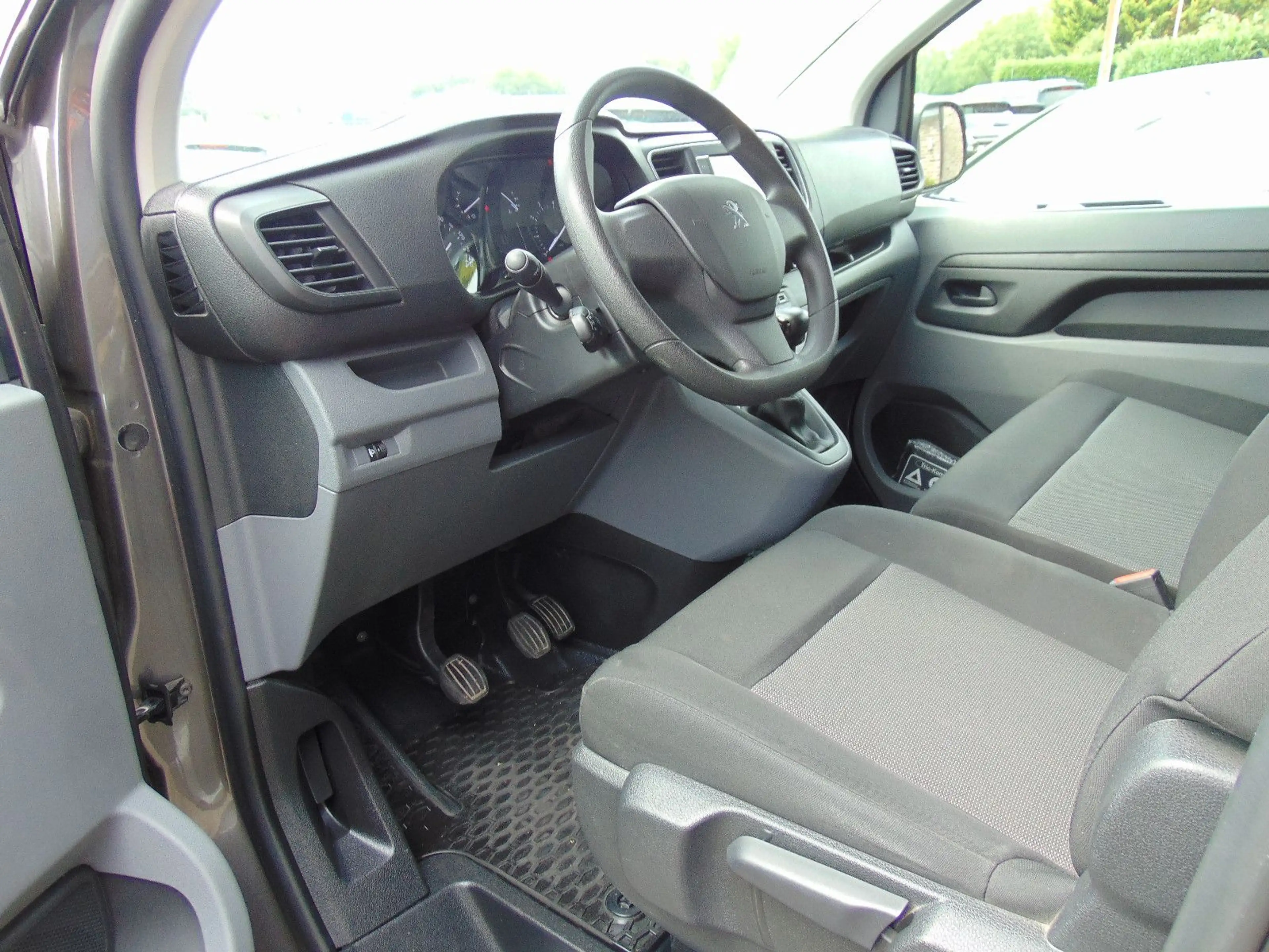 Peugeot Traveller BlueHDi 145 S&S L3 *Kamera*APP*AHK — photo 5