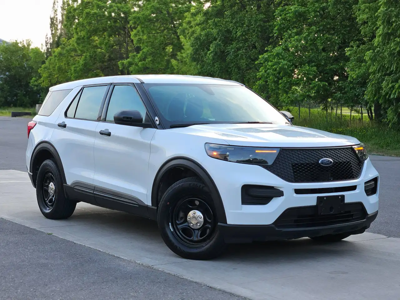 Ford Explorer снимка Ford Explorer