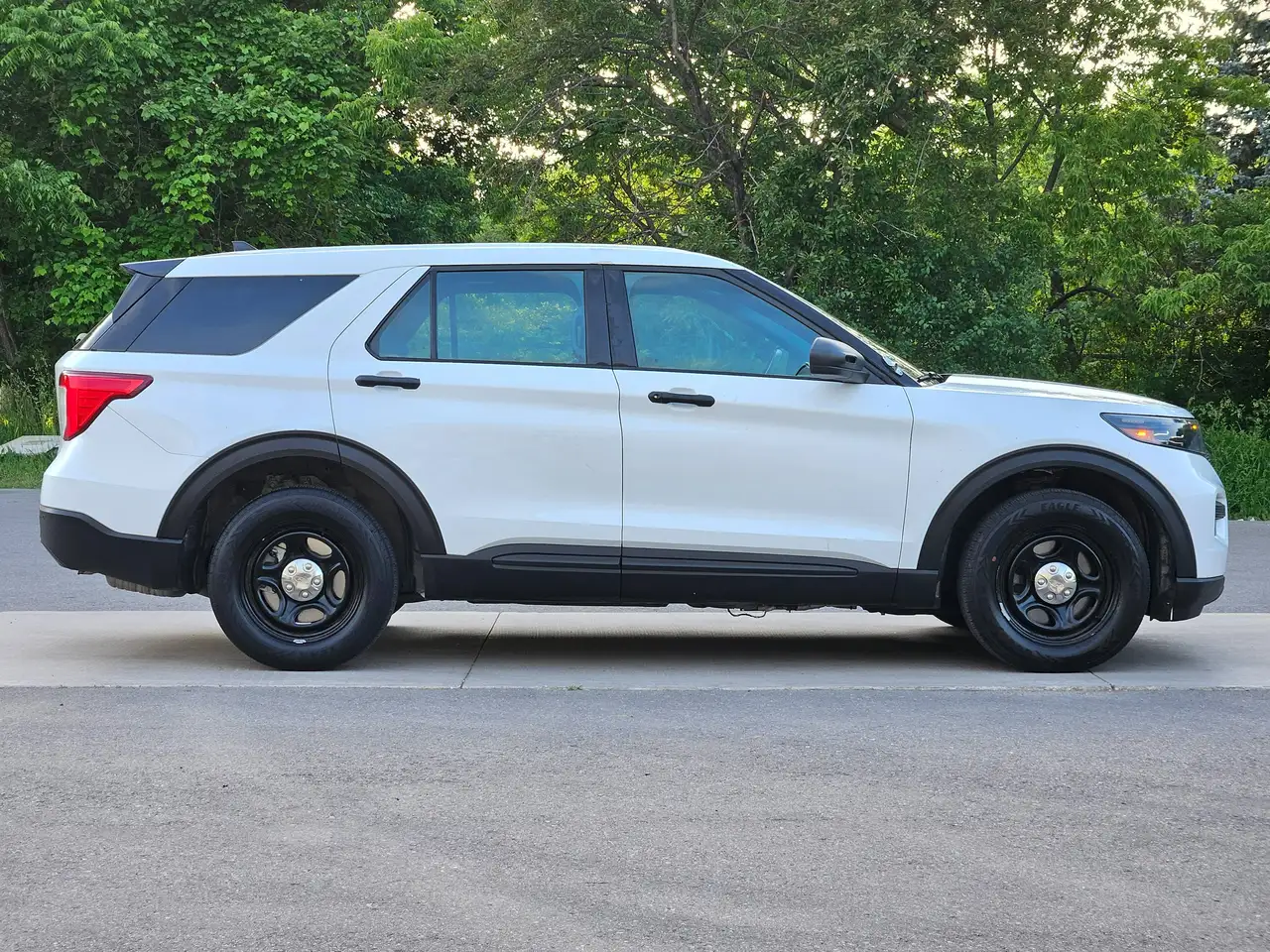 Ford Explorer снимка Ford Explorer